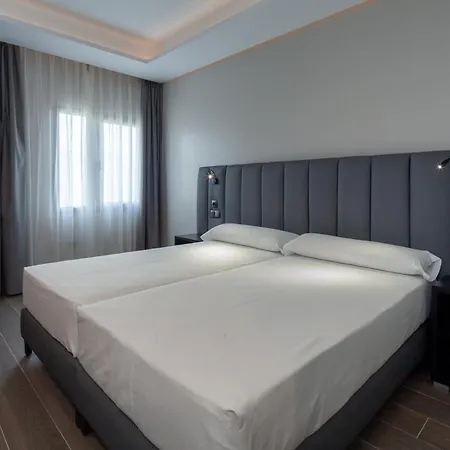 Hotel Leflet Sanlucar Sanlucar la Mayor